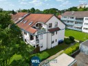 Helle 4,5-Zi.-DG-Wohnung nebst Dacheinschnitt-Terrasse u. Kfz.-SP in der TG in Kirchheim-tlingen.