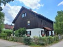 Gesucht: Ruhige Mieter - 1. OG in Zweifamilienhaus - schöner Balkon
Sehr gute Lage in Wohnsiedlung                       in 82319 Starnberg