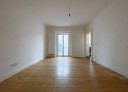 Perfekte Wohlfhloase: 3 Zimmer mit Holzdielenboden, Einbaukche & Balkon in Dsseldorf Rath!