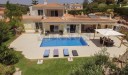 Villa mit 4 Schlafzimmern mit beheiztem Pool in Gramacho Golf Resort