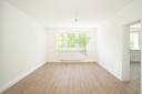 Neu sanierte 2 Raum-Wohnung mit modernem Tageslichtbad in grüner, ruhiger Lage C- Ebersdorf