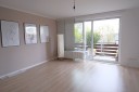 Bezugsfrei, EBK, Balkon + Garage: Attraktive 2-Zimmer-Wohnung im noblen Komponistenviertel