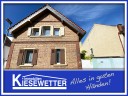 Einladend und massiv gebaut: Einfamilienhaus im Wormser Stadtteil Neuhausen