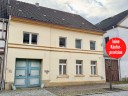 HORN IMMOBILIEN ++ RESERVIERT! Strasburg (Uckermark) Zweifamilienhaus mit Nebengebuden, sanierungsbedrftig