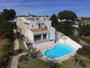 Linked villa Algarve,with sea view,pool,close to beach