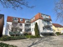 HORN IMMOBILIEN++ Neubrandenburg, gepflegte 2-Raum Eigentumswohnung -vermietet- mit Stellplatz und Balkon