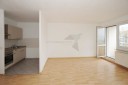 2-Zimmer-Wohnung in ruhiger, grüner Lage mit Einbauküche und Balkon
