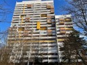 Renovierungsbedrftige Wohnung mit tollem Fernblick - Inklusive TG-Stellplatz!