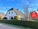 HORN IMMOBILIEN ++ schnes Haus in Rollwitz bei Pasewalk, mit Einbaukche und Kamin